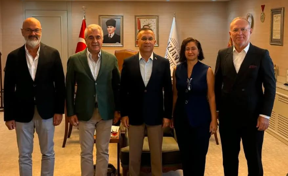 Gaziantep Valisi Sayın Kemal Çeber'i Makamında ziyaret ettik.